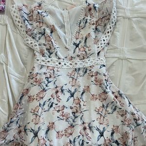 Flowy floral mini dress